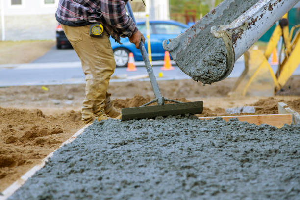 Best Decorative Concrete in Somerset, TX